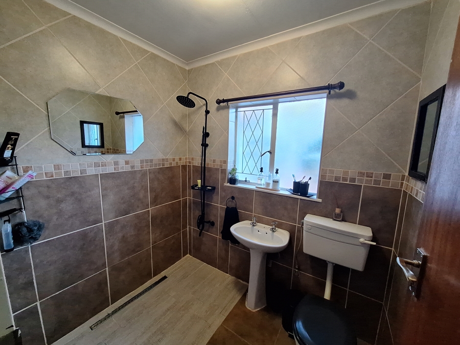 4 Bedroom Property for Sale in Noordheuwel Gauteng