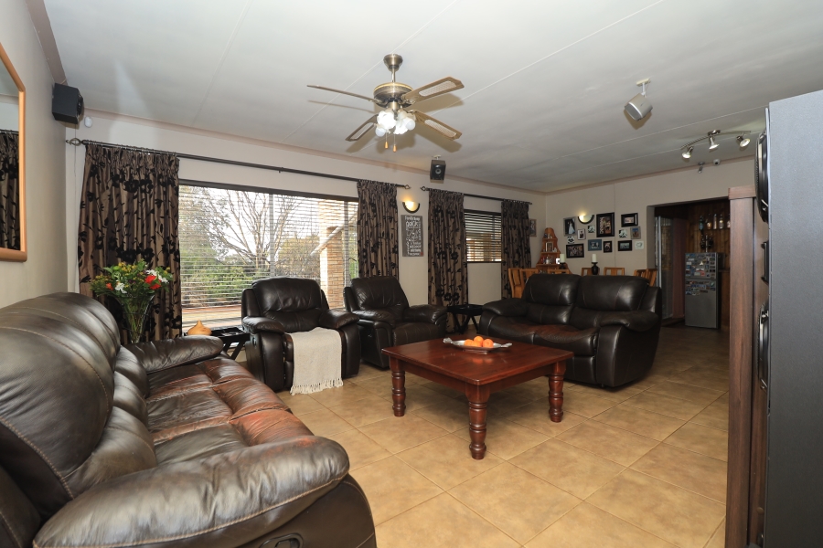 4 Bedroom Property for Sale in Noordheuwel Gauteng