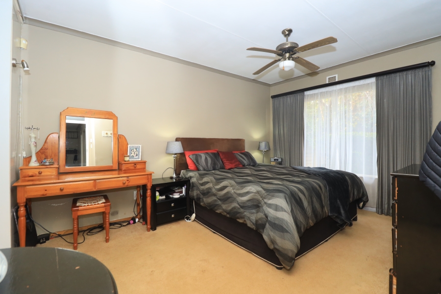 4 Bedroom Property for Sale in Noordheuwel Gauteng