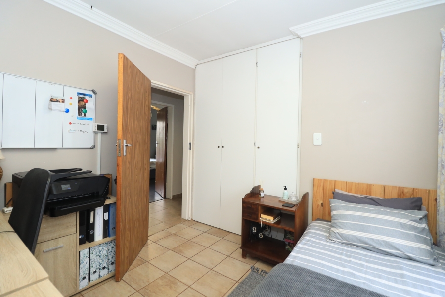 4 Bedroom Property for Sale in Noordheuwel Gauteng
