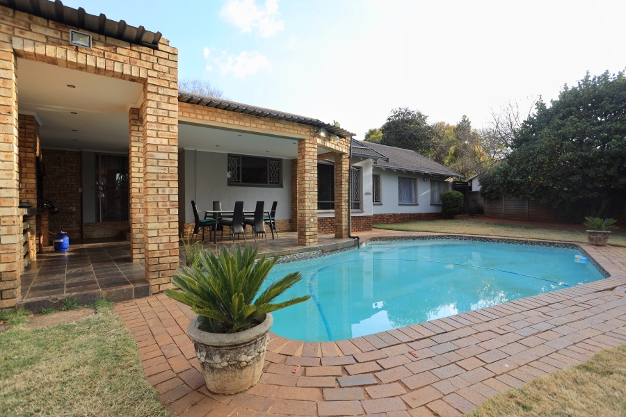 4 Bedroom Property for Sale in Noordheuwel Gauteng