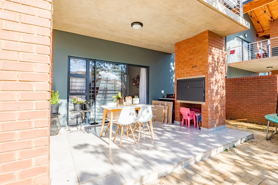 To Let 2 Bedroom Property for Rent in Olympus AH Gauteng