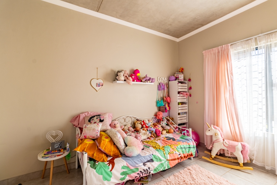 To Let 2 Bedroom Property for Rent in Olympus AH Gauteng