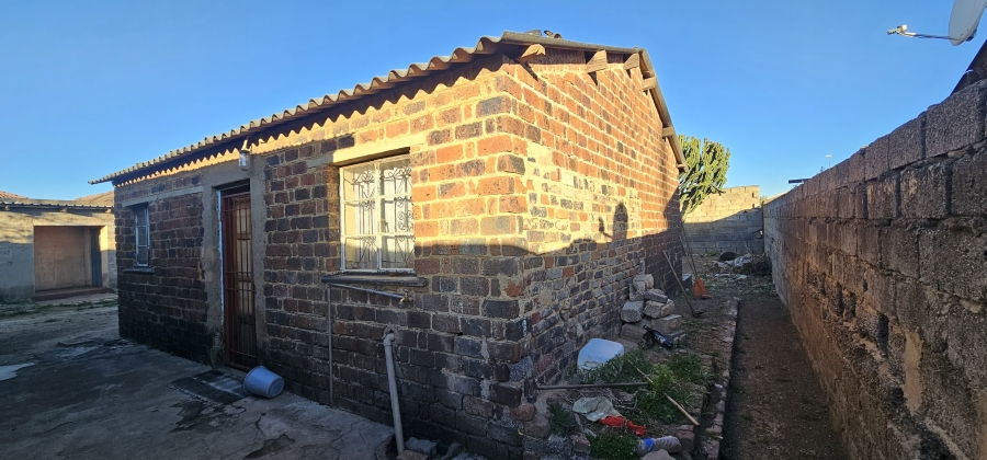 7 Bedroom Property for Sale in Tembisa Central Gauteng