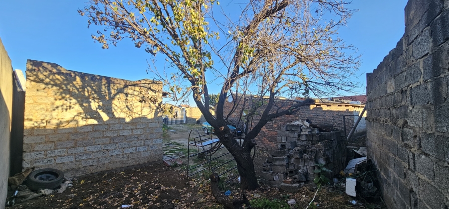 7 Bedroom Property for Sale in Tembisa Central Gauteng