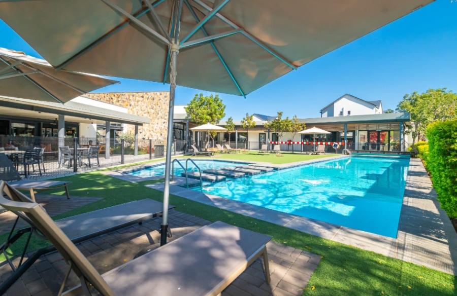 To Let 1 Bedroom Property for Rent in Crowthorne AH Gauteng