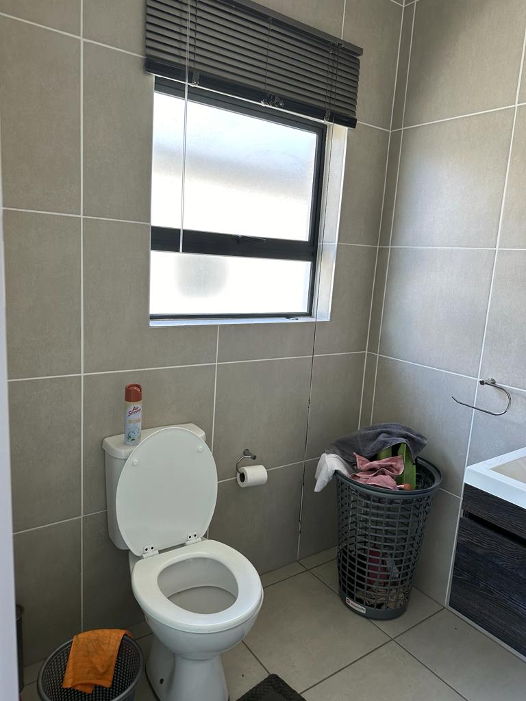 To Let 1 Bedroom Property for Rent in Malakite Gauteng
