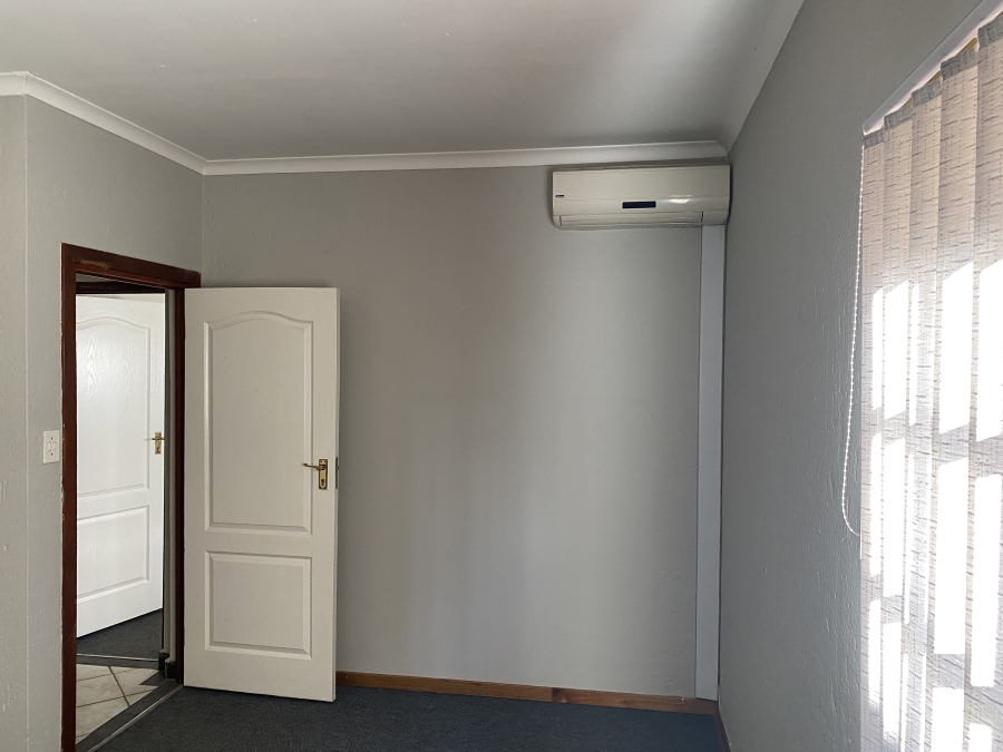 To Let commercial Property for Rent in Bedfordview Gauteng