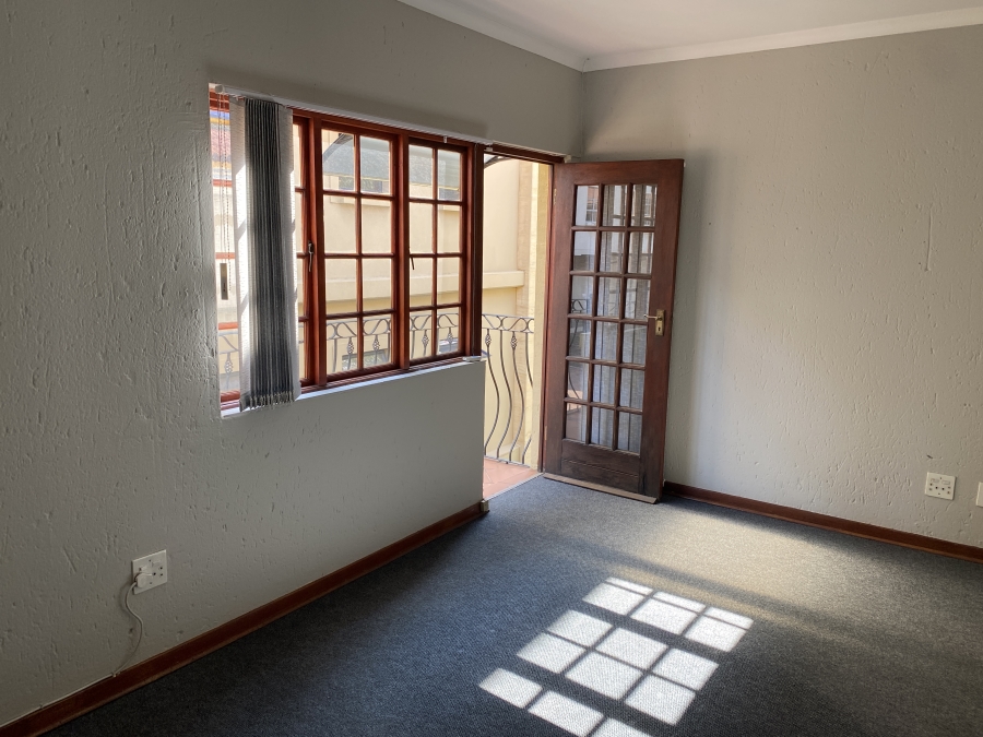 To Let commercial Property for Rent in Bedfordview Gauteng