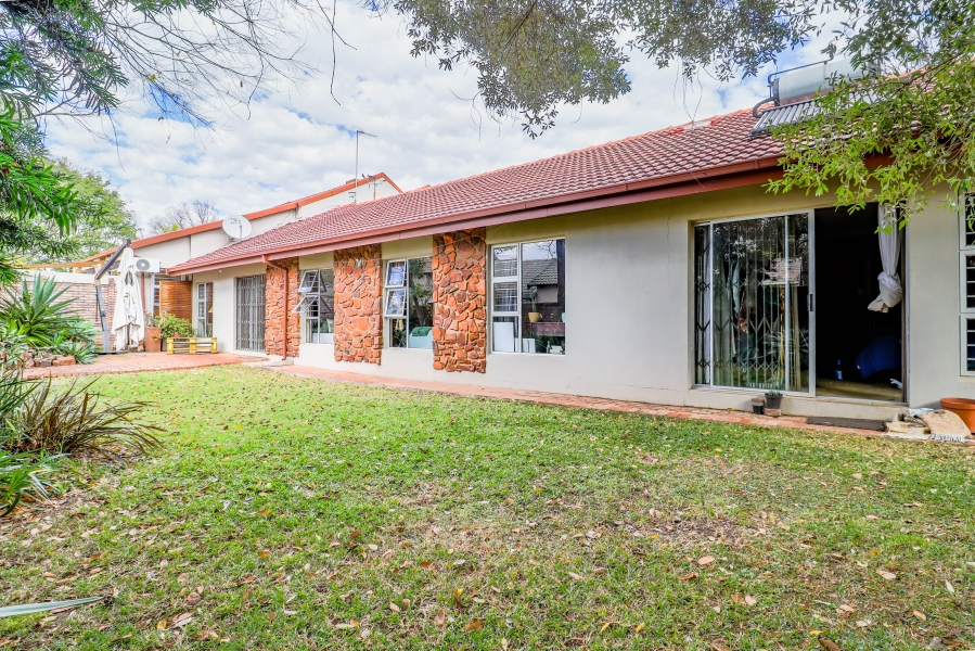 Commercial Property for Sale in Lynnwood Gauteng