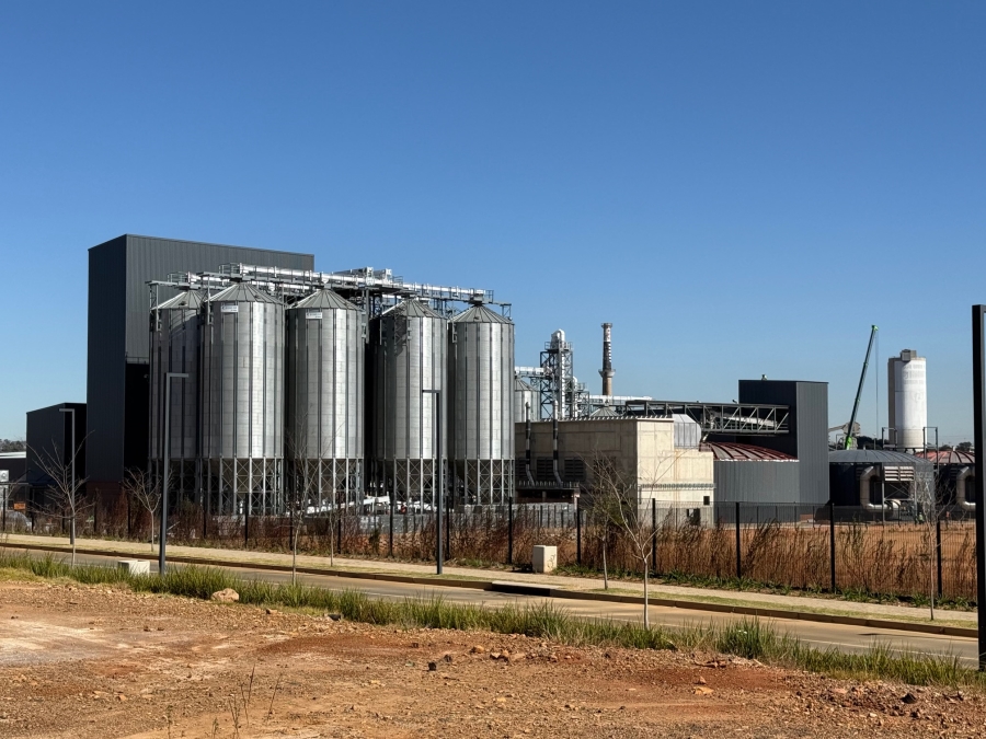Commercial Property for Sale in Gosforth Park Gauteng