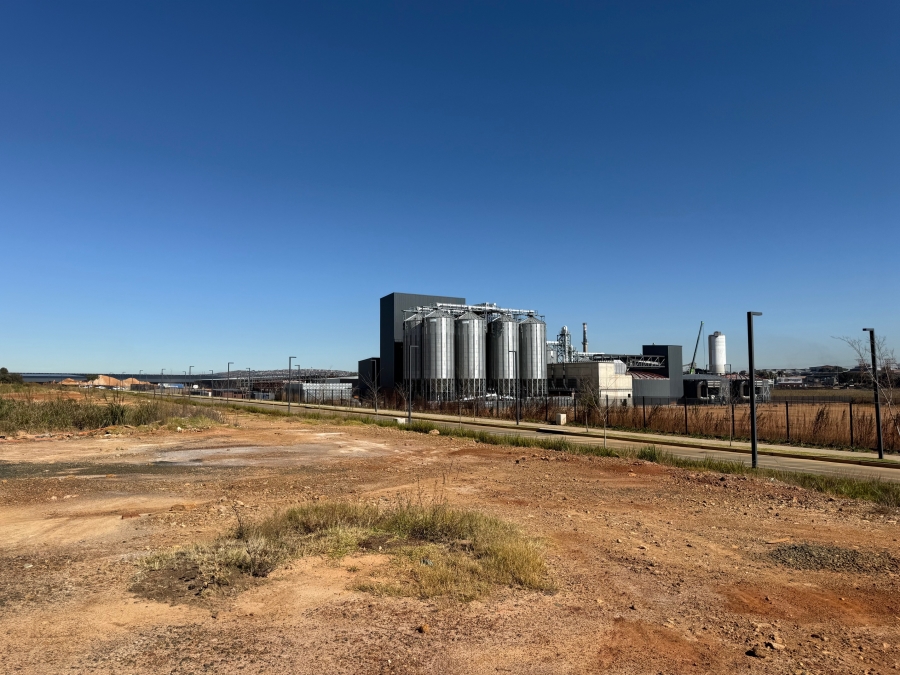 0 Bedroom Property for Sale in Gosforth Park Gauteng