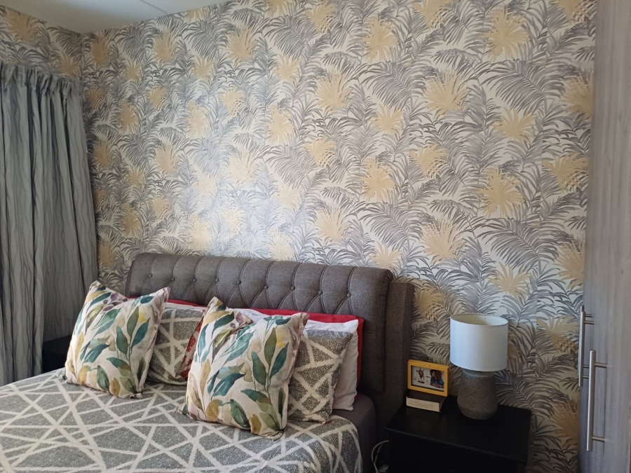 2 Bedroom Property for Sale in Mahube Valley Gauteng