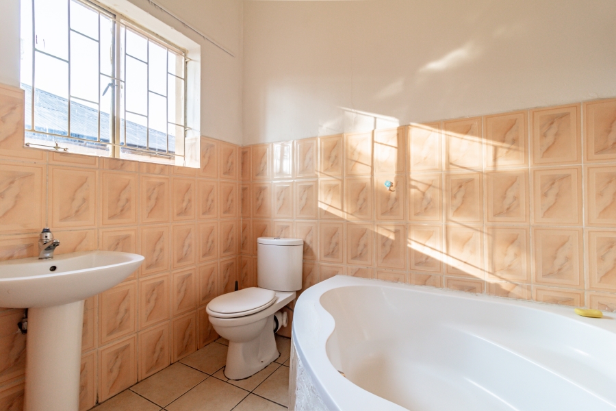 3 Bedroom Property for Sale in Kensington Gauteng