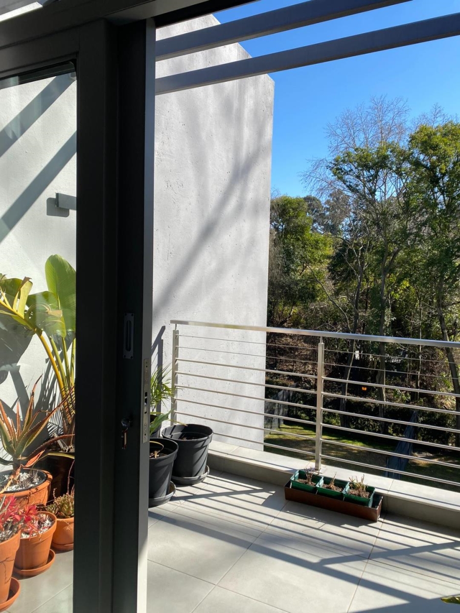2 Bedroom Property for Sale in Illovo Gauteng