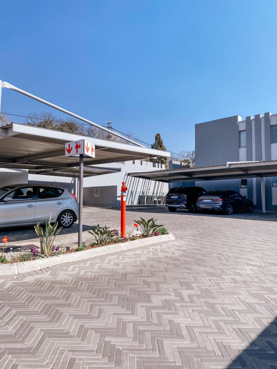 2 Bedroom Property for Sale in Illovo Gauteng