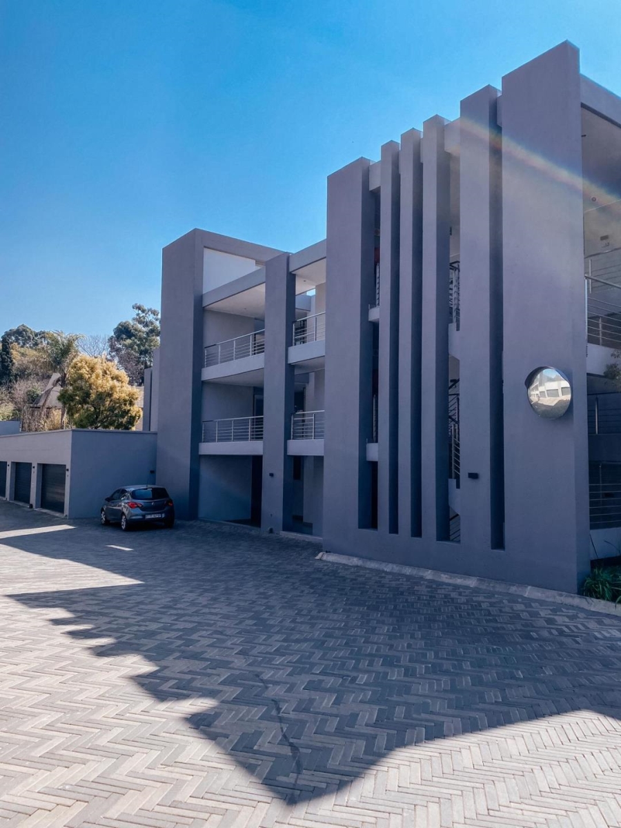 2 Bedroom Property for Sale in Illovo Gauteng