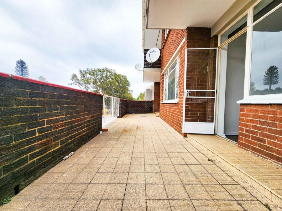 To Let 2 Bedroom Property for Rent in Rembrandt Park Gauteng