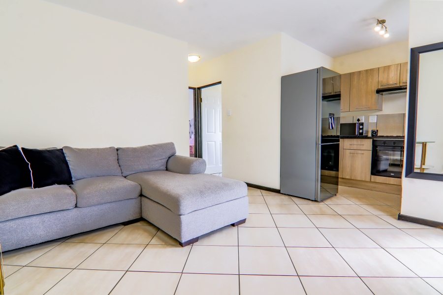 2 Bedroom Property for Sale in The Reeds Gauteng