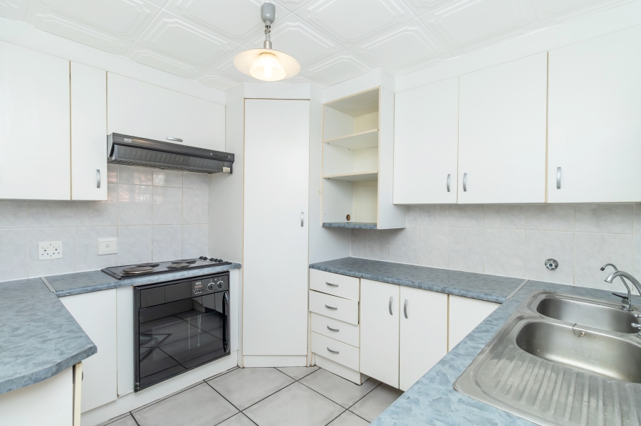 2 Bedroom Property for Sale in Paulshof Gauteng