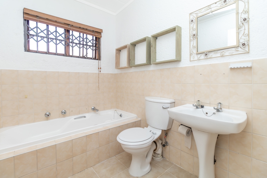 2 Bedroom Property for Sale in Paulshof Gauteng