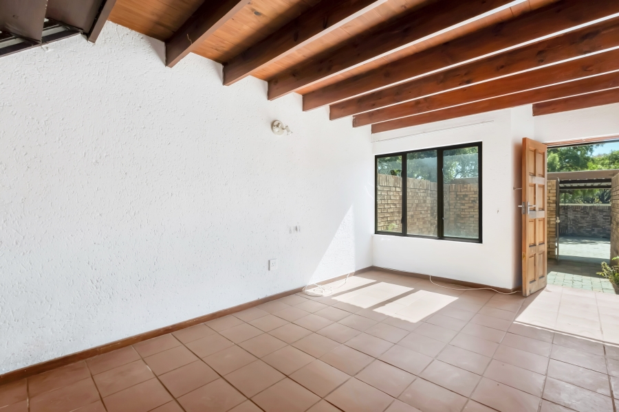 1 Bedroom Property for Sale in Windsor West Gauteng