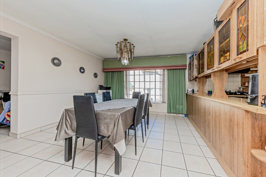 3 Bedroom Property for Sale in Helderkruin Gauteng