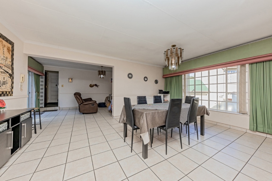 3 Bedroom Property for Sale in Helderkruin Gauteng