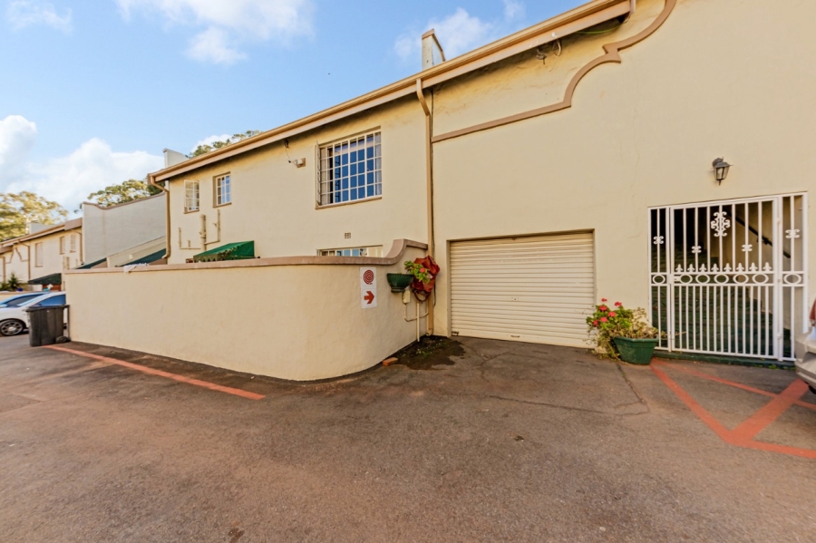 3 Bedroom Property for Sale in Helderkruin Gauteng