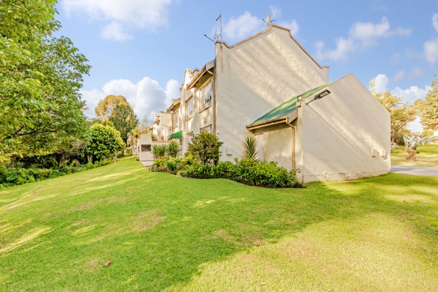 3 Bedroom Property for Sale in Helderkruin Gauteng