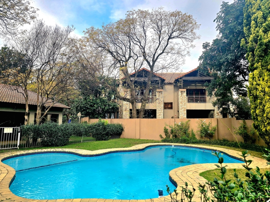 2 Bedroom Property for Sale in Beverley Gauteng