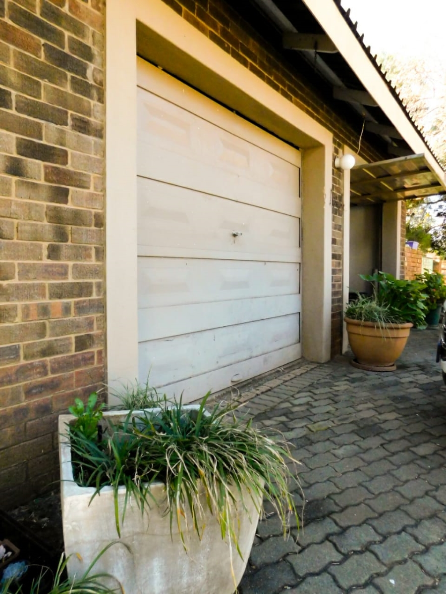 4 Bedroom Property for Sale in Spaarwater Gauteng