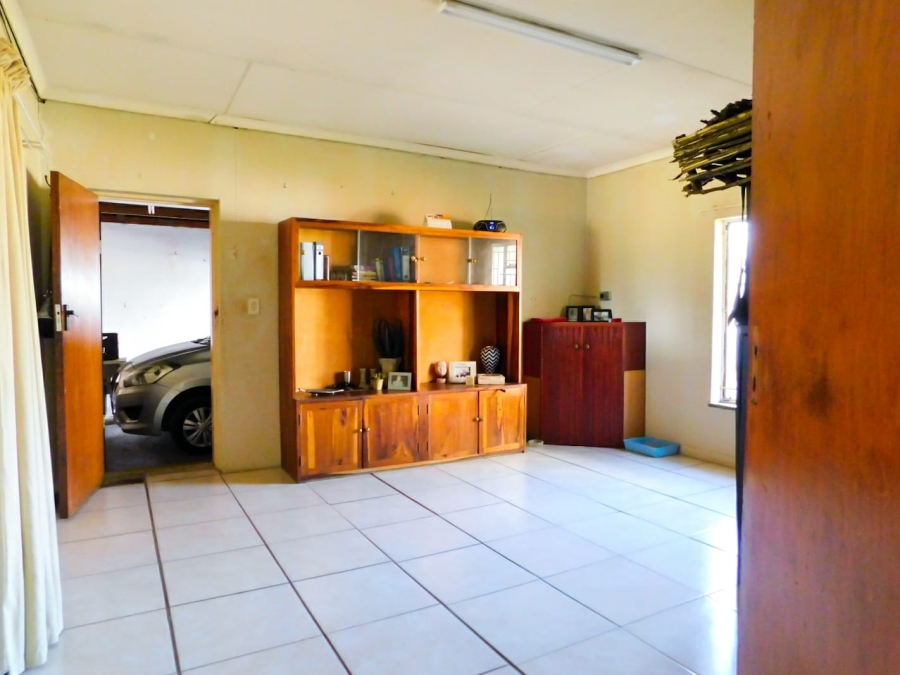 4 Bedroom Property for Sale in Spaarwater Gauteng