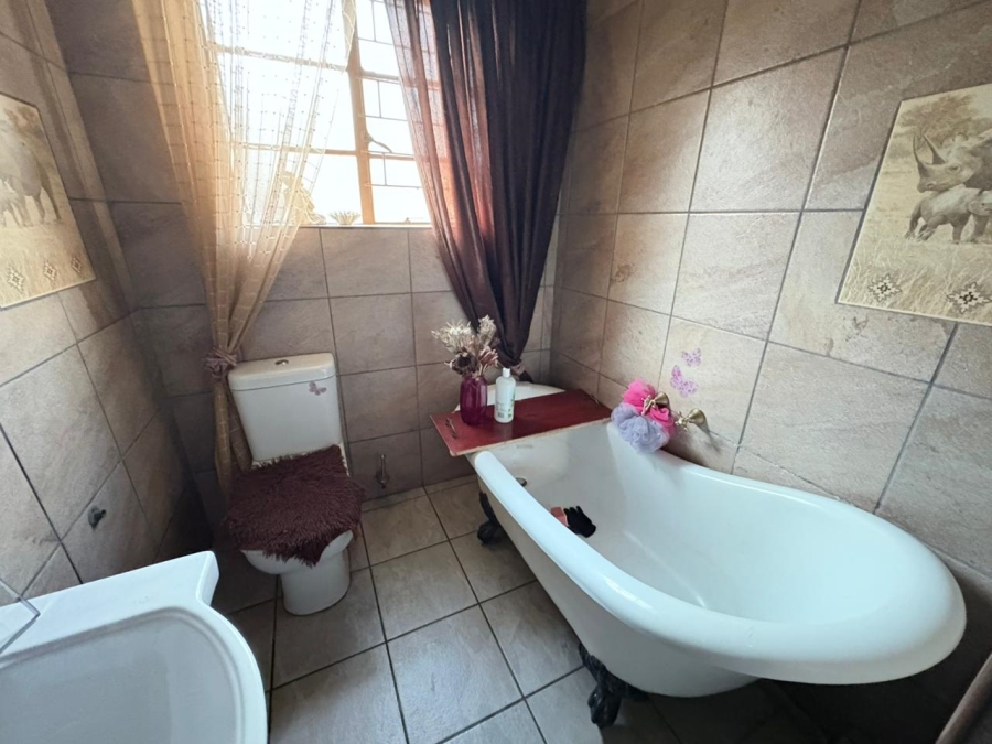 3 Bedroom Property for Sale in Brenthurst Gauteng