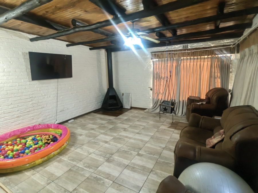 3 Bedroom Property for Sale in Ferryvale Gauteng