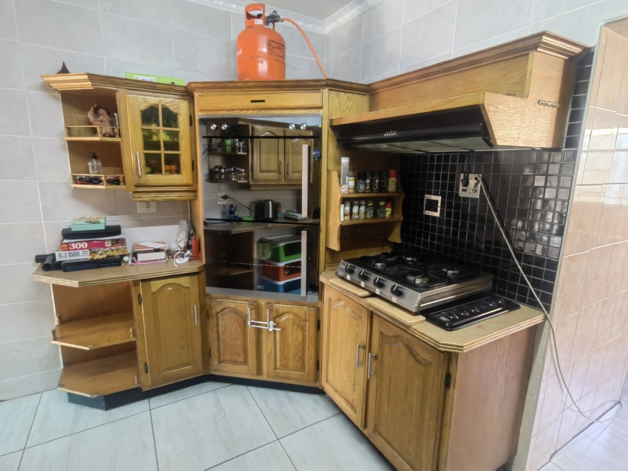 3 Bedroom Property for Sale in Ferryvale Gauteng