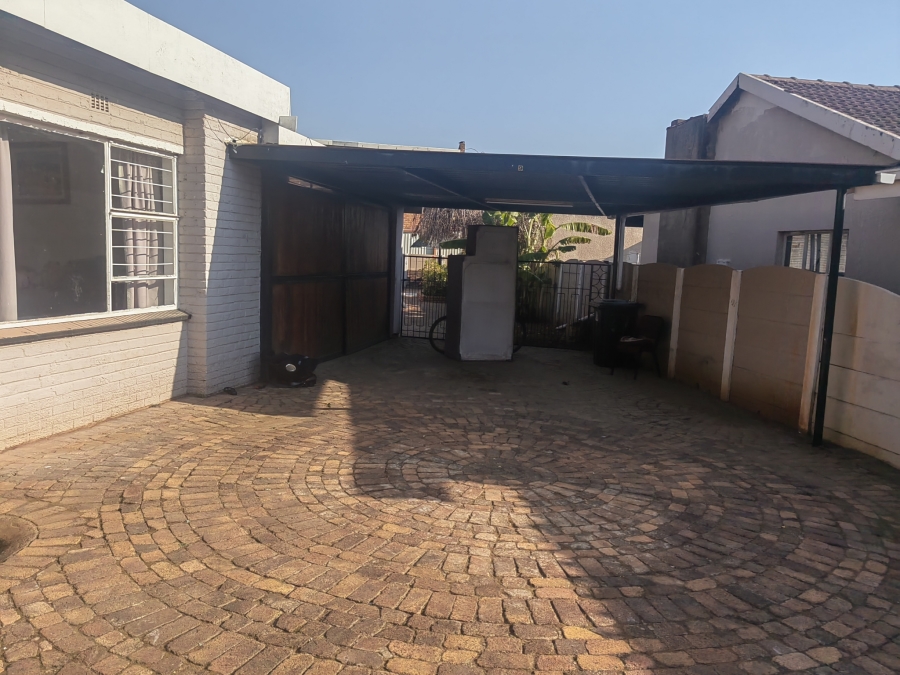 3 Bedroom Property for Sale in Ferryvale Gauteng
