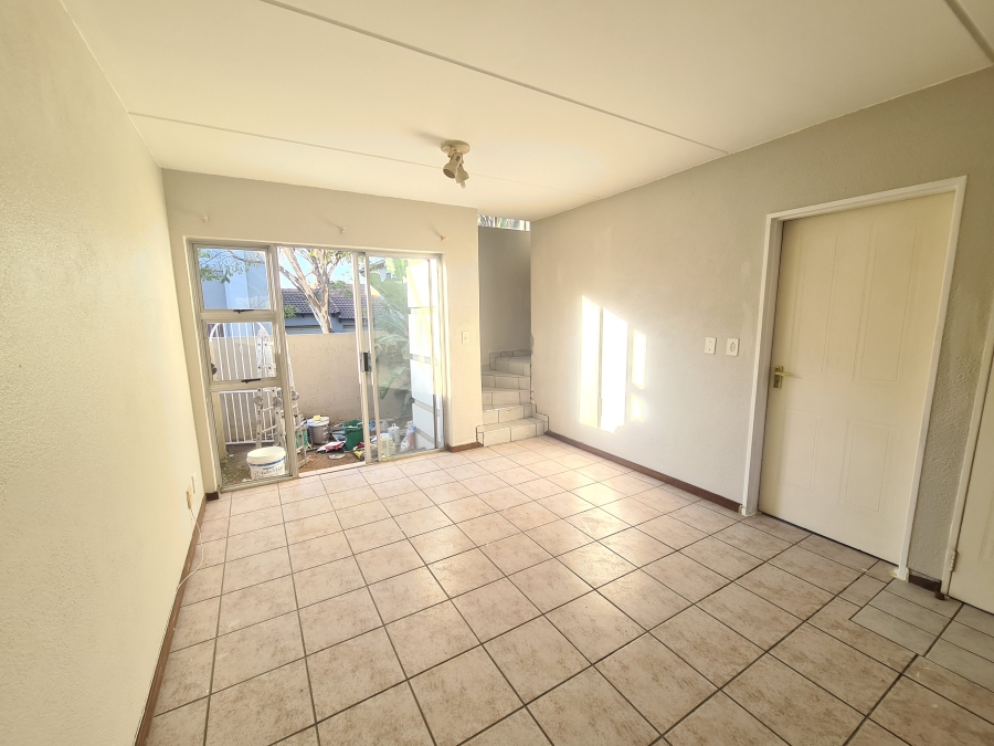To Let 2 Bedroom Property for Rent in Sunninghill Gauteng