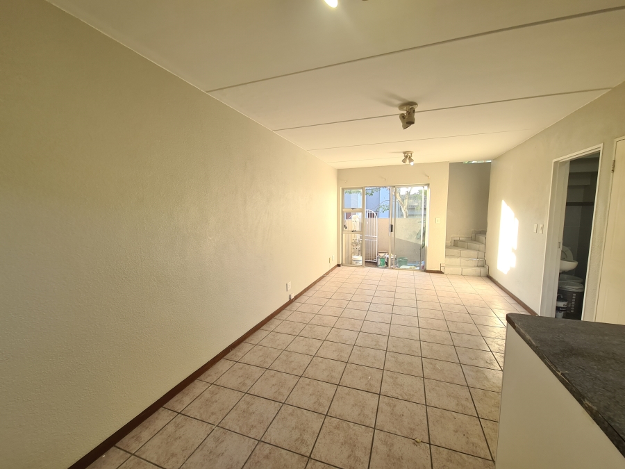 To Let 2 Bedroom Property for Rent in Sunninghill Gauteng