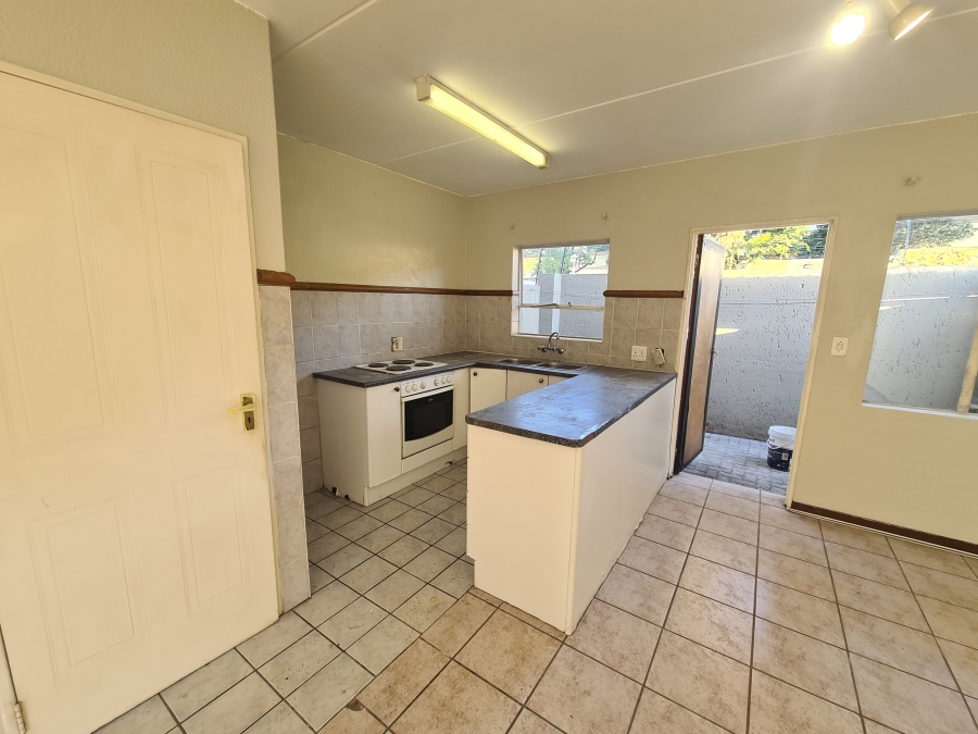To Let 2 Bedroom Property for Rent in Sunninghill Gauteng