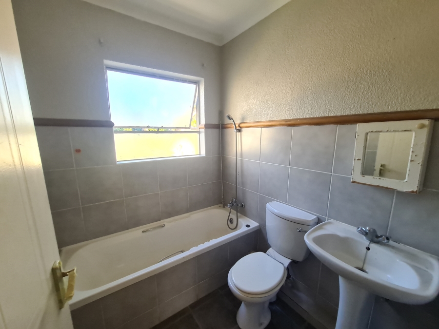 To Let 2 Bedroom Property for Rent in Sunninghill Gauteng