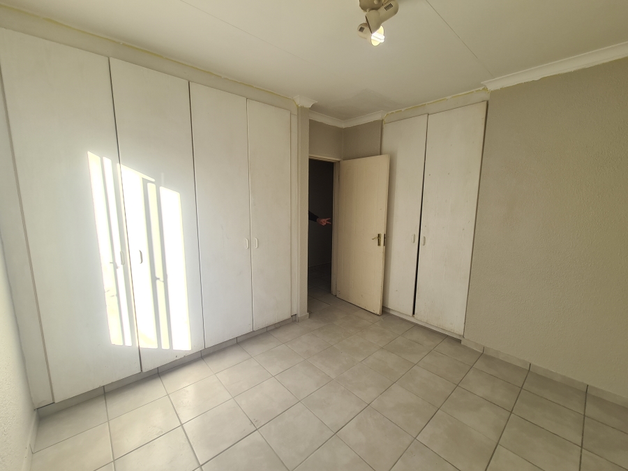 To Let 2 Bedroom Property for Rent in Sunninghill Gauteng