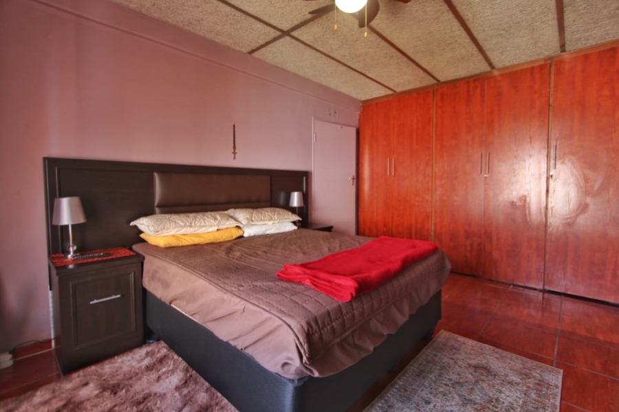 2 Bedroom Property for Sale in Kempton Park Central Gauteng