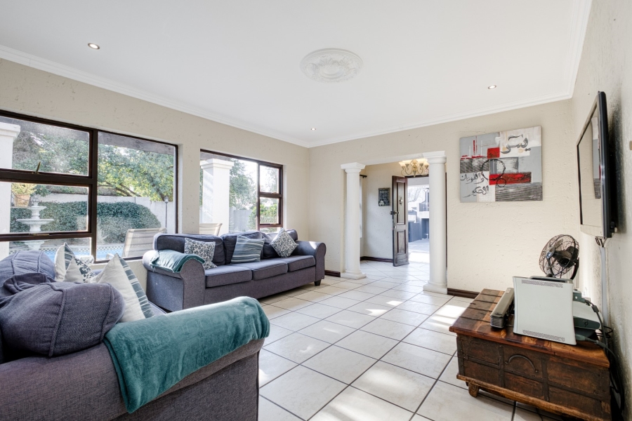 To Let 4 Bedroom Property for Rent in Fourways Gardens Gauteng