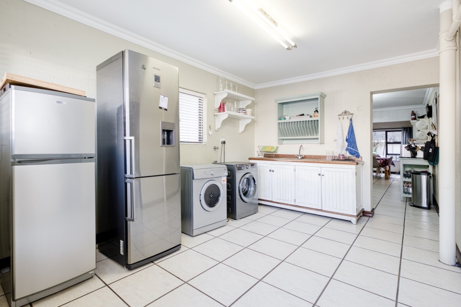 To Let 4 Bedroom Property for Rent in Fourways Gardens Gauteng