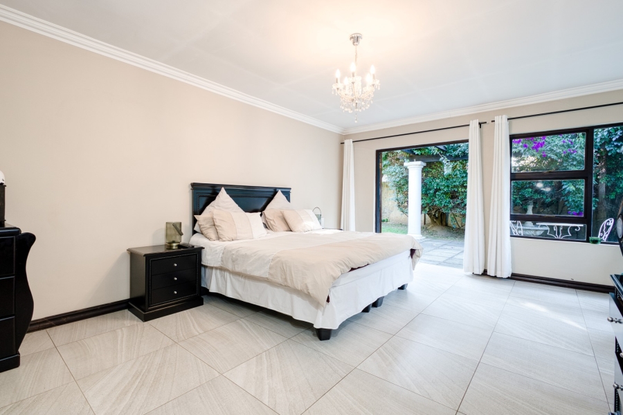 To Let 4 Bedroom Property for Rent in Fourways Gardens Gauteng