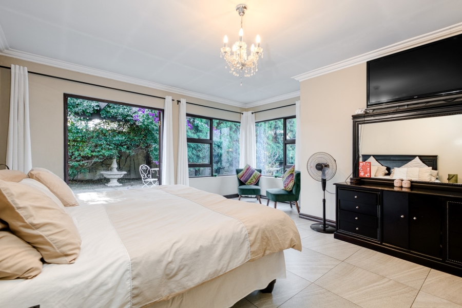 To Let 4 Bedroom Property for Rent in Fourways Gardens Gauteng