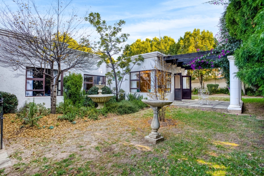 To Let 4 Bedroom Property for Rent in Fourways Gardens Gauteng