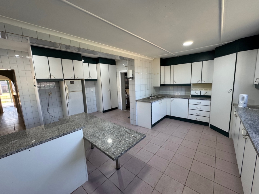 4 Bedroom Property for Sale in Parkrand Gauteng