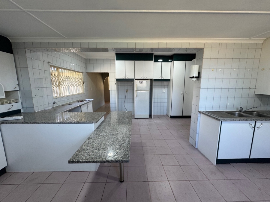 4 Bedroom Property for Sale in Parkrand Gauteng